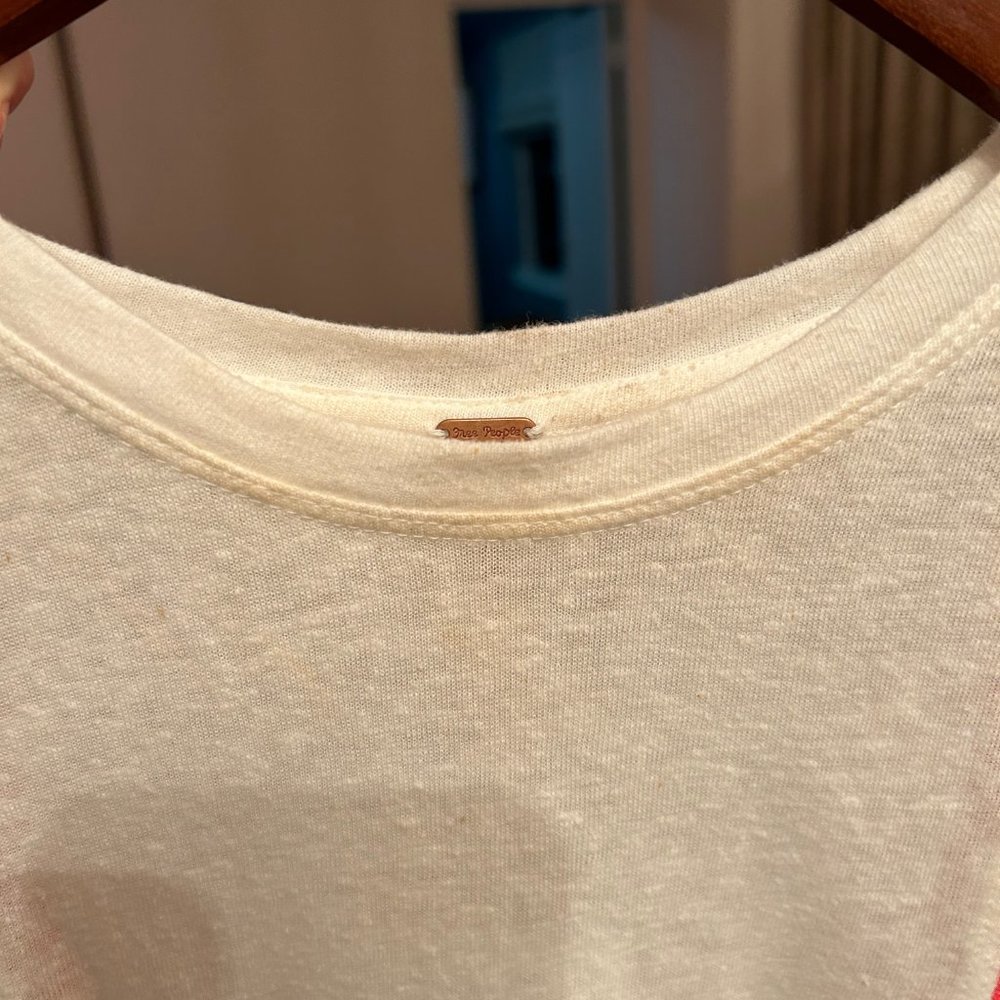 Free People Cropped Cream Tank Top with Pink Floral Embroidered Panels M NWT - Picture 11 of 13
